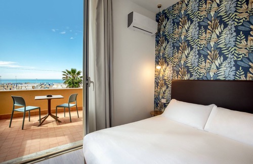 Quartiere XXXIII Lido di Ostia Ponente Hotel | Hotel La Scaletta