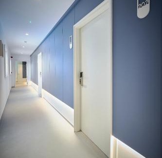 Conil de la Frontera City Center Hotel | Hotel Leonor Conil