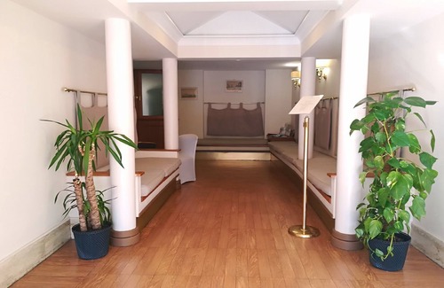 Fuorigrotta Hotel | Hotel Leopardi