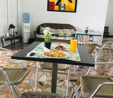 Melgar Hotel | HOTEL MACEO MELGAR