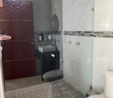 Ayala House | Hotel Mi Bendición