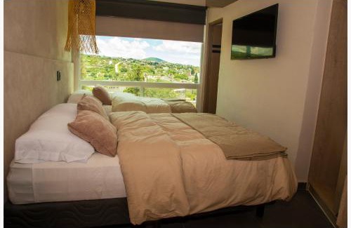 Bernal Hotel | Hotel Mr Lion and SPA