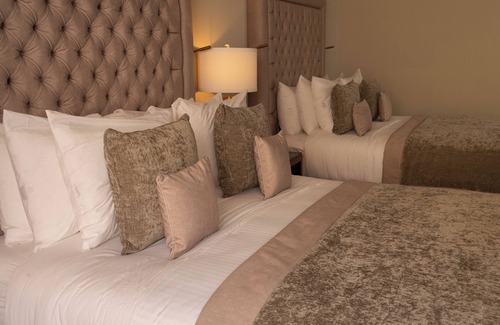 Santa Lucia Hotel | HOTEL PLAZA 79