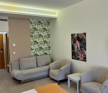 Hajduszoboszlo Hotel | Hotel Négy Évszak