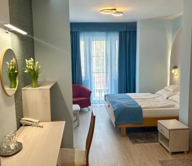 Hajduszoboszlo Hotel | Hotel Négy Évszak