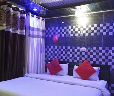 Chandigarh Hotel | Hotel New Daimond