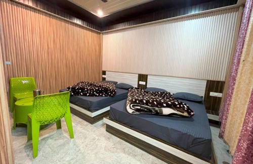 Gobind Dham Hotel | Hotel New Nandi by Bookmytournow