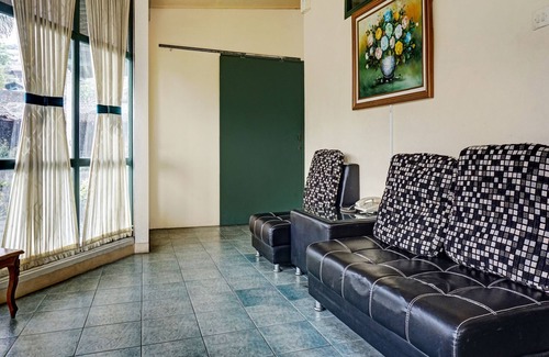 Cisarua Hotel | Hotel O 90596 Hotel Griya Astoeti