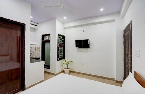 Sushant Lok Hotel | Hotel O Apno Ghar