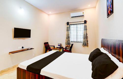 Narasapura Hotel | Hotel O 'D' Boss Hotel Boarding and Lodging