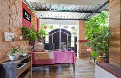 Uchiyarda Hotel | Hotel O Jodhpur Cantt Railway Junction Formerly Jannat Residency
