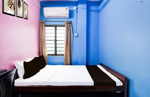 Thakurpukur Hotel | Hotel O Maa Shitala Guest House