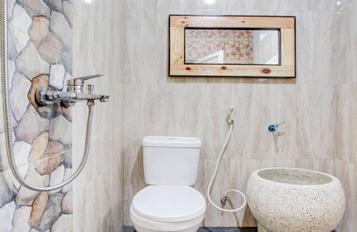 Mungkid Hotel | Hotel O Mbah Carik Homestay Syari'ah