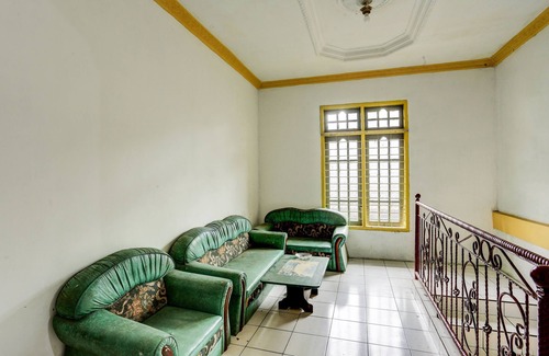 Borneo Hotel | Hotel O Penginapan Aina Syariah