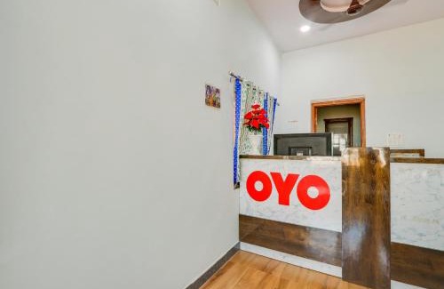 Farooq Nagar Hotel | Hotel O SG TRINETRA RESIDENCY