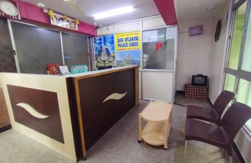 Chickpet Hotel | Hotel O Sri Vijaya Palace Lodging