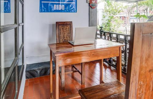 Malang Hotel | Hotel O Sukun Syariah Homestay
