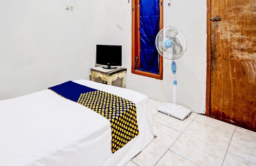 Surabaya Hotel | Hotel O Tarlo Guest House 4