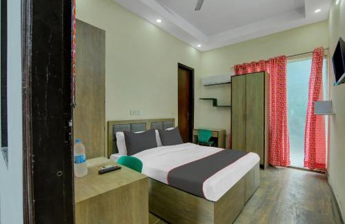 Delhi Hotel | Hotel O THE ARROW Near DTU college