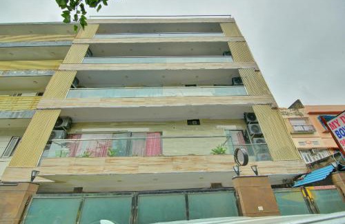 Delhi Hotel | Hotel O THE ARROW Near DTU college