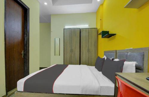 Delhi Hotel | Hotel O THE ARROW Near DTU college