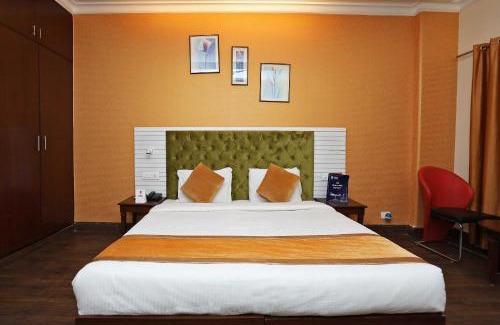 DLF City Hotel | Hotel O vagmi Residency -1