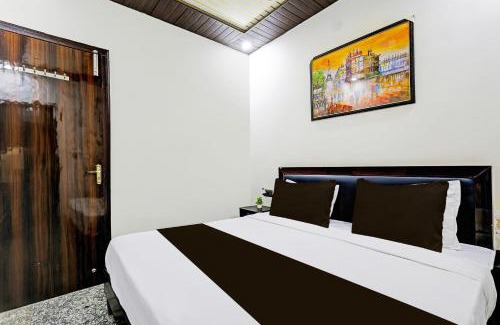 Vikaspuri Hotel | HOTEL O YOU OWN
