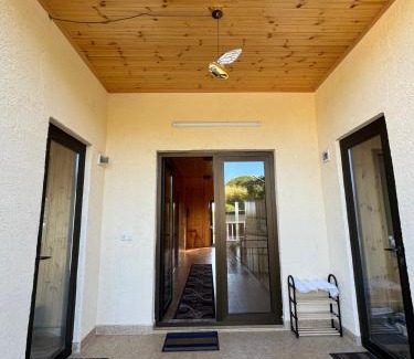 Zeda Gordi House | Hotel Okatsia სასტუმრო ოკაცია