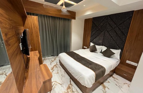 Ahmedabad Hotel | Hotel Palak Villa