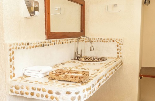 Chiquila Hotel | Hotel Pelicano