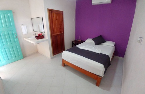 Chiquila Hotel | Hotel Pelicano