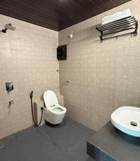 Hubli Hotel | Hotel Pixel House
