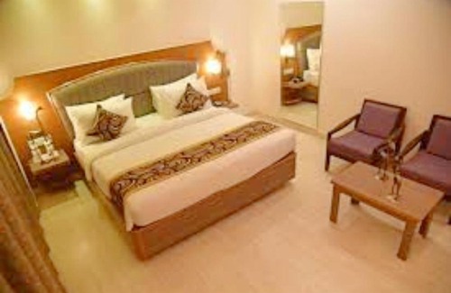 Allahabad House | Hotel Placid,Prayagraj