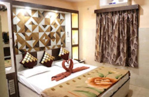 Paltan Bazaar Hotel | Hotel Prince B Guwahati