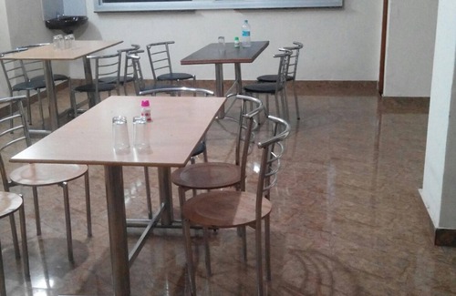 Gopalbari Hotel | HOTEL PUROHIT GOOD HOTEL IN JAIPUR