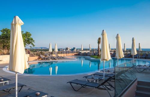 Piskopiano Hotel | Hotel Pyriá