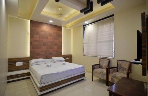 Solapur Hotel | Hotel Radhe Krishna