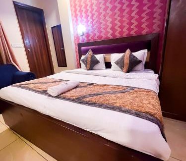 Mahipalpur Extension Hotel | Hotel Red Stone Near IGI Airport Only 10 Mins Distance