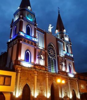 Moniquira Hotel | Hotel Restaurante Sion