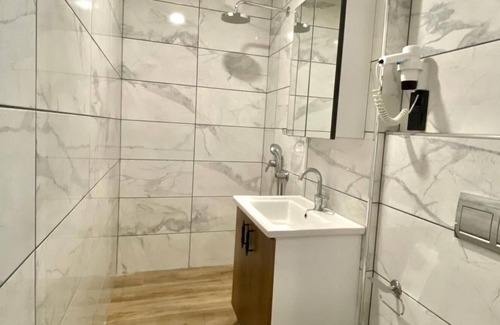 Trabzon House | Hotel Room 5 min to Seashore and Forum Trabzon