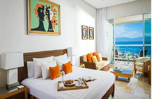 Bucerias Hotel | Hotel Room in Nuevo Vallarta at Luxury Vidanta Resort
