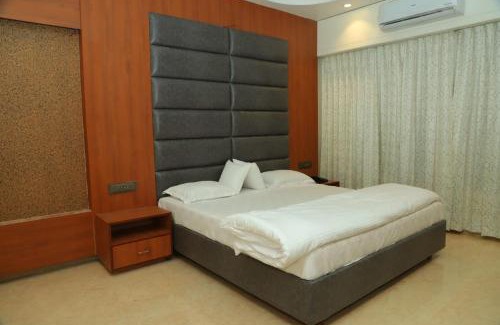 Shirdi Hotel | Hotel Sai D-lax
