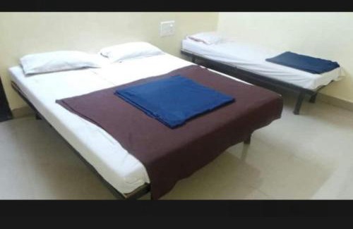 Shirdi Hotel | Hotel sai gaurav ac,non ac room
