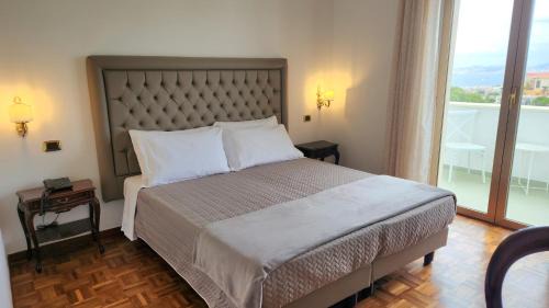 Torre del Greco Hotel | Hotel Sakura