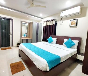 Puri Hotel | Hotel Shivangi puri -Perfect location with comfortable Room