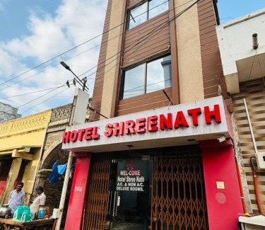 Dwarka Hotel | Hotel Shree Nath - 200 Meters from Dwarkadhish Temple