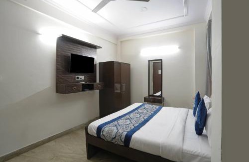 Hari Nagar Ashram Hotel | Hotel South Delhi Inn Just 10 Minute Away Form Nizamuddin Railway Station