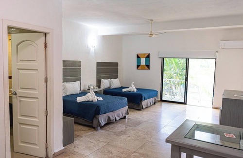 Las Jarretaderas Hotel | Hotel Splash Inn Nuevo Vallarta