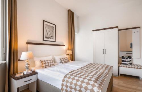Alt-Travemunde/Ronnau Hotel | Hotel Strandschlösschen