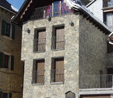 Sallent de Gallego Hotel | Hotel Valle De Izas